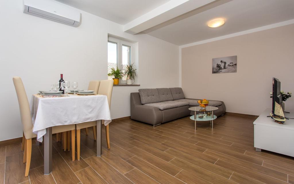 Apartment Franka クリムノ エクステリア 写真